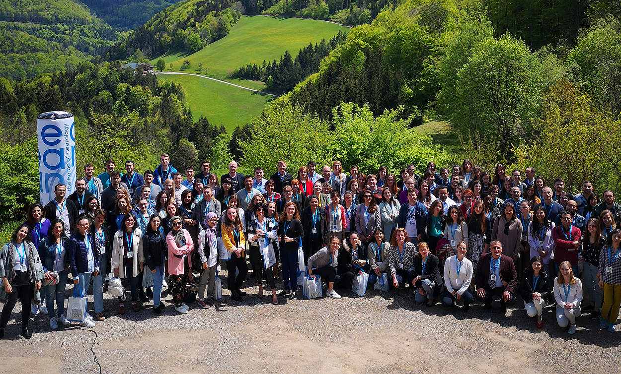 Spring_School_2019_Group_photo.jpg