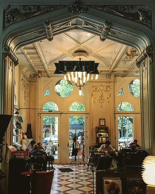 Vienna_cafe_supersense.jpg