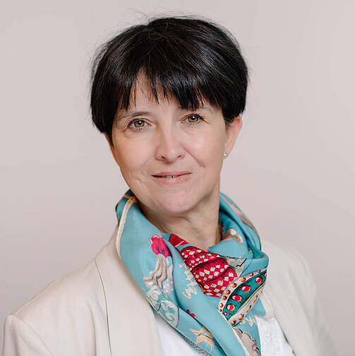 Anja Sander Anja_Sander_c_juliadragosits-2.jpg